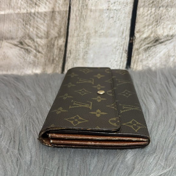LOUIS VUITTON - Sarah Long Wallet - Picture 6 of 11